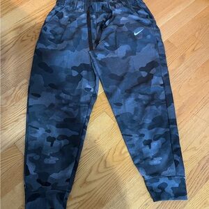 Nike Camo Sweatpant Joggers - Black and Gray